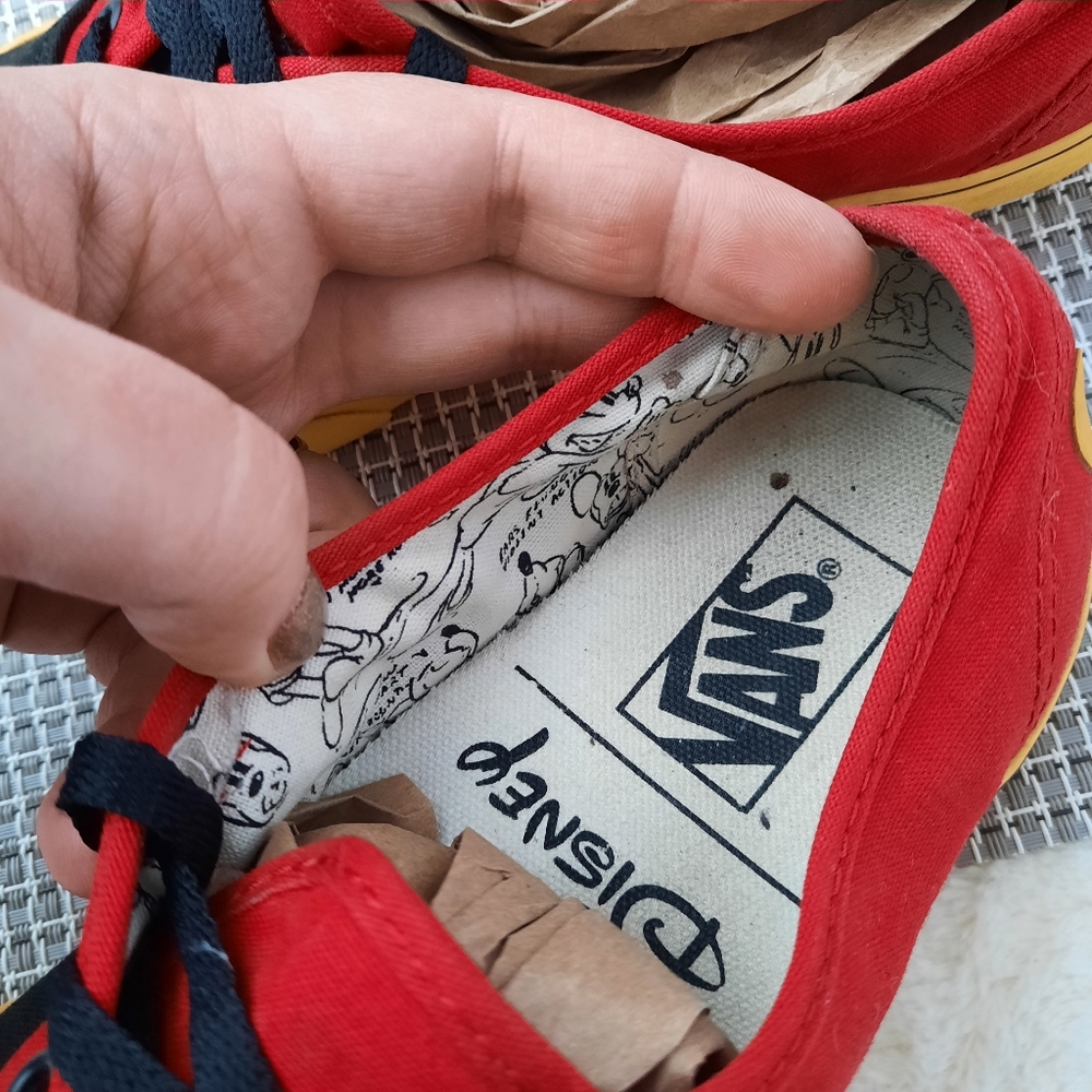 Vans x Disney Mickey Mouse 90th Anniversary Limited Edition Sneakers Rare - Picture 8 of 11